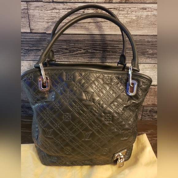 Louis Vuitton Handbags - Louis Vuitton PM  Lilia Antheia Vert Bronze**Read Details**
